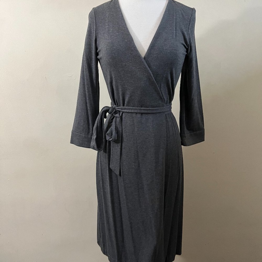 Diane Von Furstenberg gray jersey wrap dress